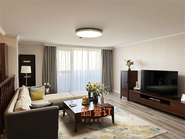 北京丽都公寓3居室194平米新装 (7).jpg